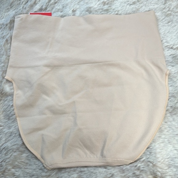 SPANX | Everyday Seamless Shaping Brief, in Soft Nude, Size S, NWT - Picture 9 of 12